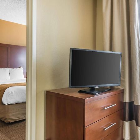 Comfort Suites Sawgrass Tamarac Exterior photo