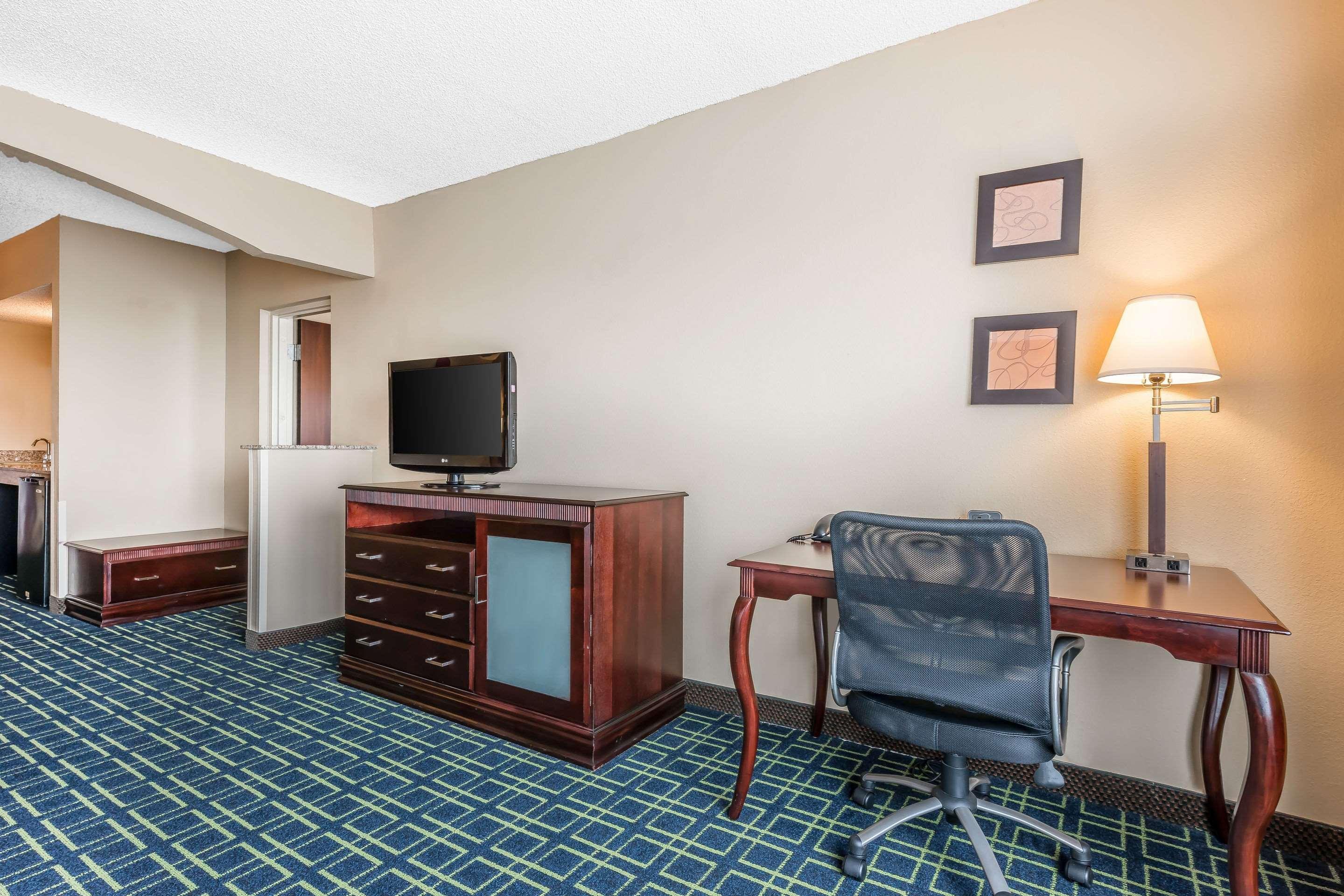 Comfort Suites Sawgrass Tamarac Exterior photo