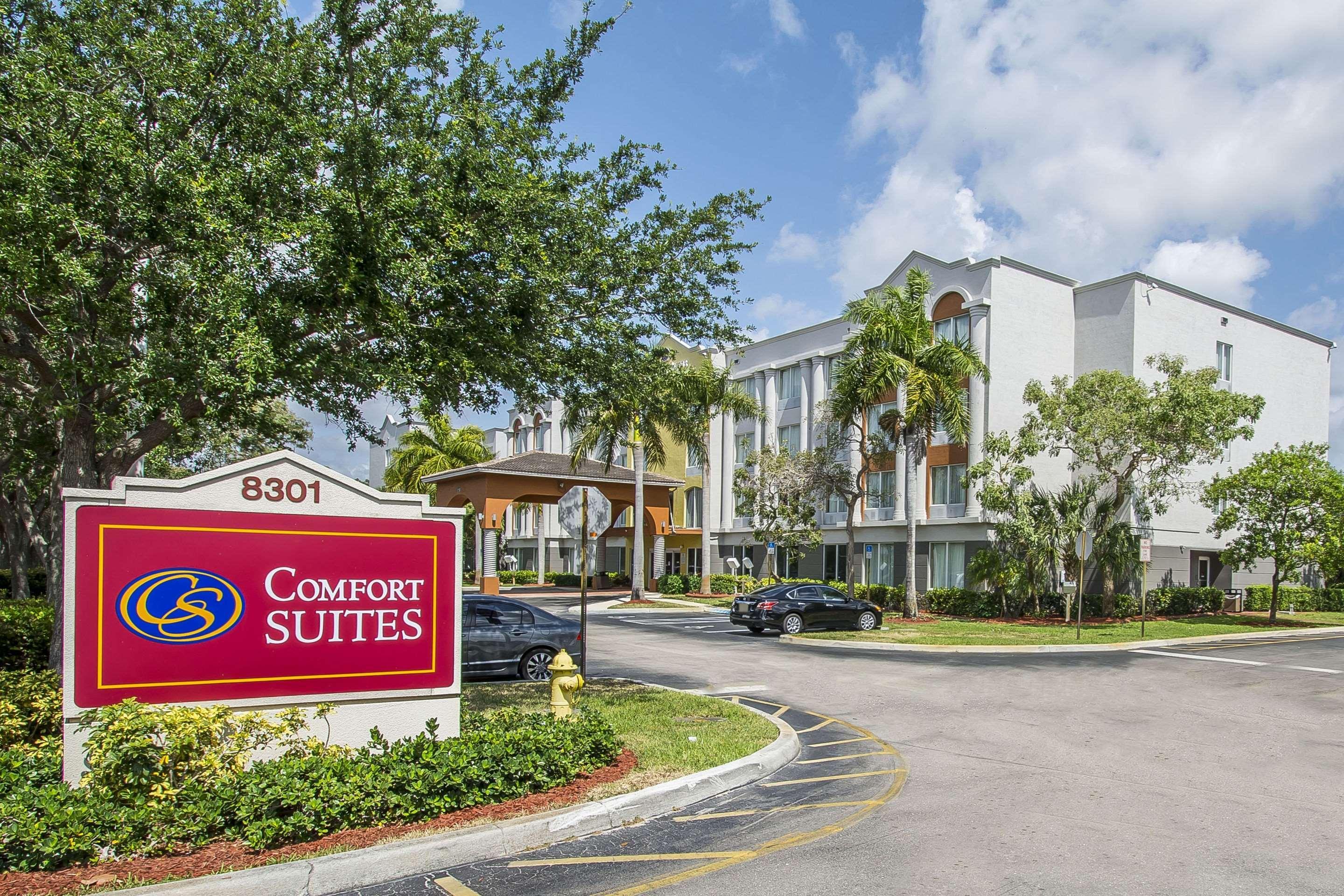 Comfort Suites Sawgrass Tamarac Exterior photo