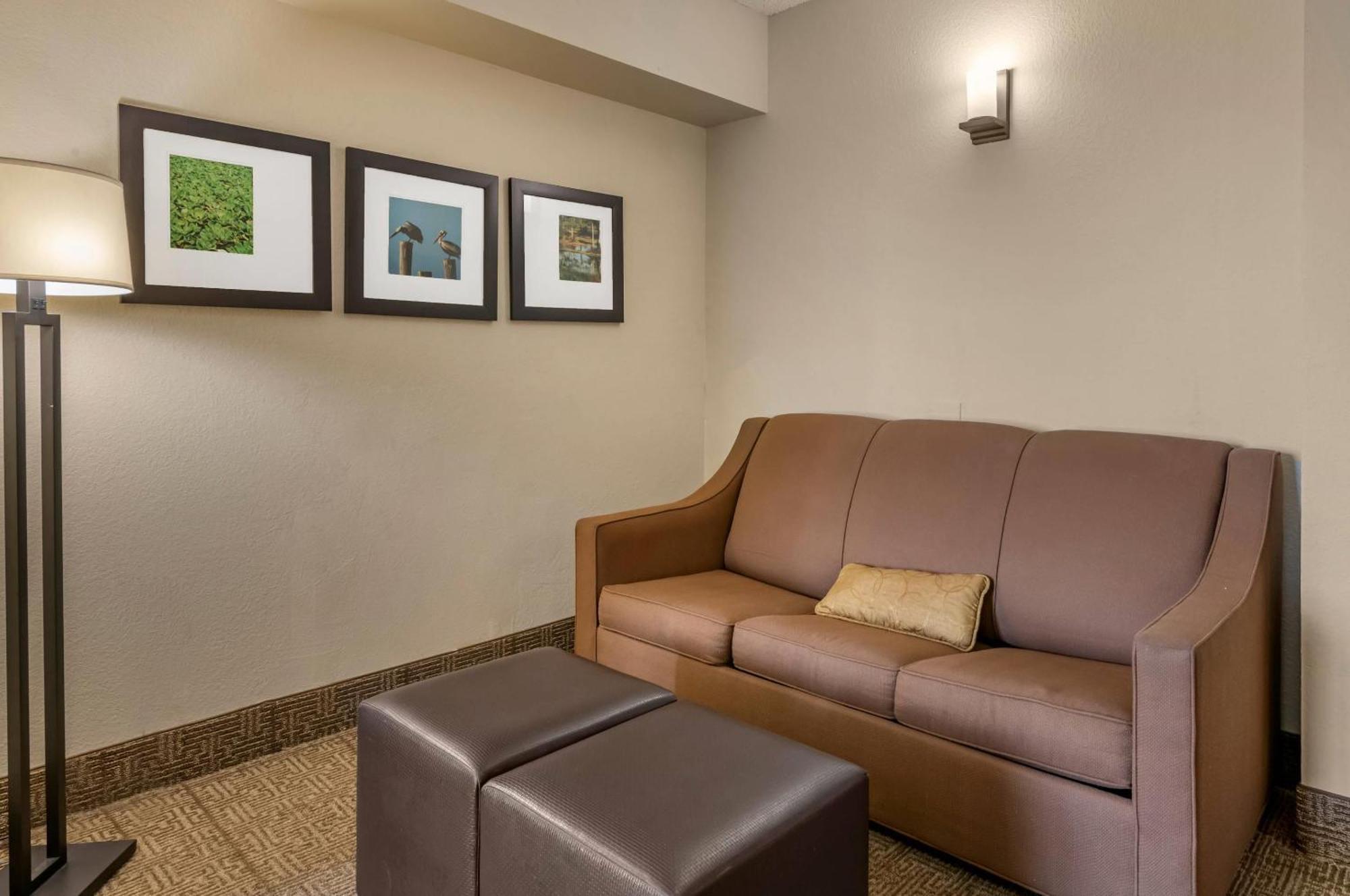 Comfort Suites Sawgrass Tamarac Exterior photo